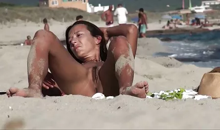 Quý xem phim sec ko che cô được trao cho chủ nhân của một lâu đài nhỏ