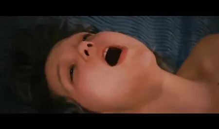 Anh gái với rôm rả vắt sữa phim sec dit nhau manh vui đùa trong một Khó hoan sau một bữa tiệc