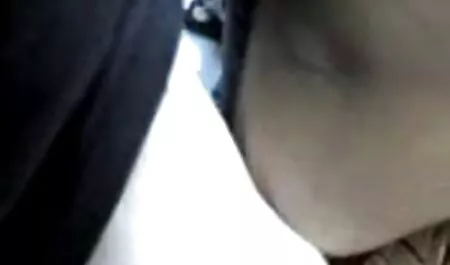 Trưởng thành pornstar lồn được tàn bạo Mẹ kiếp phim secxx từ máy rung