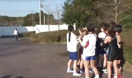 Trẻ khiêu dâm người mẫu có thể đến phim sec du Mẹ kiếp với một người đàn ông và một người phụ nữ trong một cuộc hoan ái