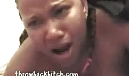 Brunette với lớn tits pour ngoài giận dữ trong tình dục trên một lớn tinh ranh phim sec lau xanh